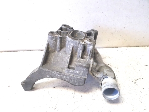 AUDI A8 D4 (2010–2017) A/C compressor bracket 059145169AN - 3