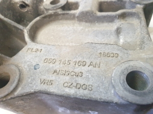 AUDI A8 D4 (2010–2017) A/C compressor bracket 059145169AN - 4