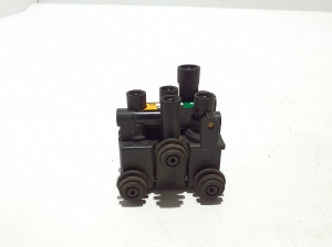 Land Rover Range Rover IV (2012–2026) Air suspension control unit JPLA5B710AA - 4
