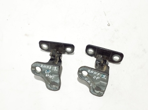 Land Rover Range Rover IV (2012–2026) Front door top hinge - 2