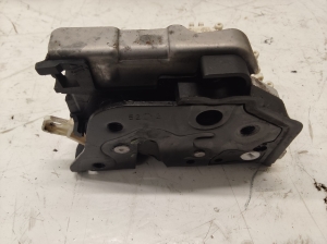 Rear side door lock - 8K0839015