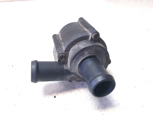 Auxiliary water pump - 059121012A