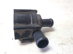 AUDI A8 D4 (2010–2017) Auxiliary water pump 059121012A - 4