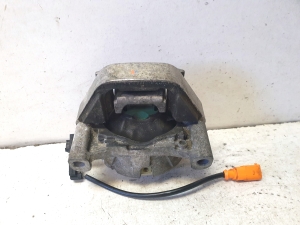 AUDI A8 D4 (2010–2017) Engine mount 65590 - 3