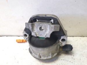 AUDI A8 D4 (2010–2017) Engine mount 65590 - 4