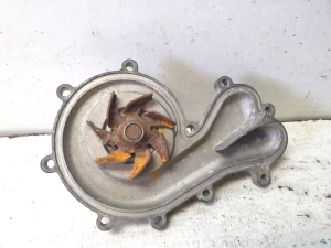 AUDI A8 D4 (2010–2017) Water pump 059005T - 4