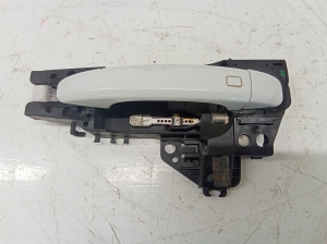 Rear side door exterior handle - 8T01837885