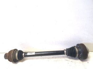 Antriebswelle hinten und ihre Teile - 8R0501203D