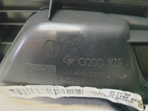 AUDI A8 D4 (2010–2017) Priekšējo durvju apšuvuma apdare 4H0867102 - 4
