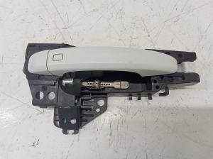 Rear side door exterior handle - 8T0837886