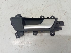 Rear side door interior handle - 8K0839020