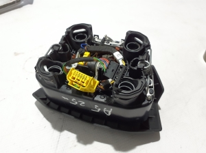 AUDI A5 (2016–2026) Fahrerairbag 8B3880201F - 3
