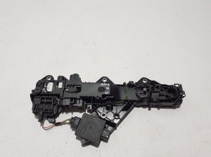 RENAULT Megane E-Tech CMF-EV (2022–2026) Front door external opening handle and its details - 3