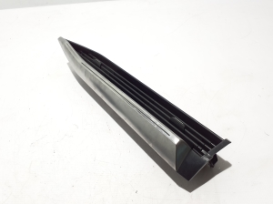 RENAULT Megane E-Tech CMF-EV (2022–2026) Dashboard air vent grilles 687606935R - 2