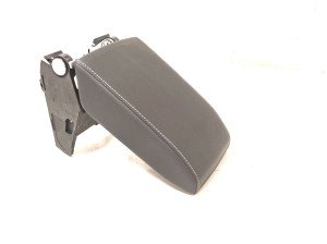 Volkswagen Golf VIII (2019–2026) Center console 5H0864207C - 2