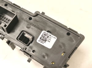 Volkswagen Golf VIII (2019–2026) Parking brake switch 5H0927225A - 6