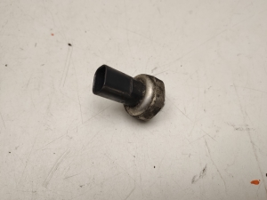 Mercedes Benz E-Class W212 (2009–2015) A/C condenser sensor A2110000283 - 3