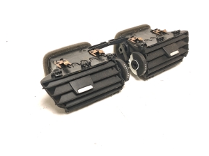 Dashboard air vent grilles - 9262955
