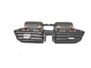 BMW 2 SERIES F45 (2014–2026) Dashboard air vent grilles 9262955 - 5