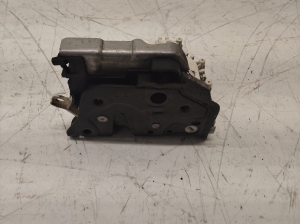 Rear side door lock - 8K0839015C