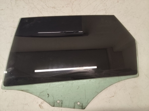 Rear side door glass - 43R00082