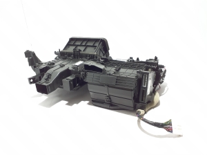 RENAULT Megane E-Tech CMF-EV (2022–2026) Heizungsgehäuse 272985MZ4A - 5