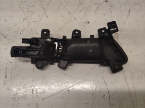 AUDI A4 B8 (2007–2016) Rear side door interior handle 8K0839019 - 3