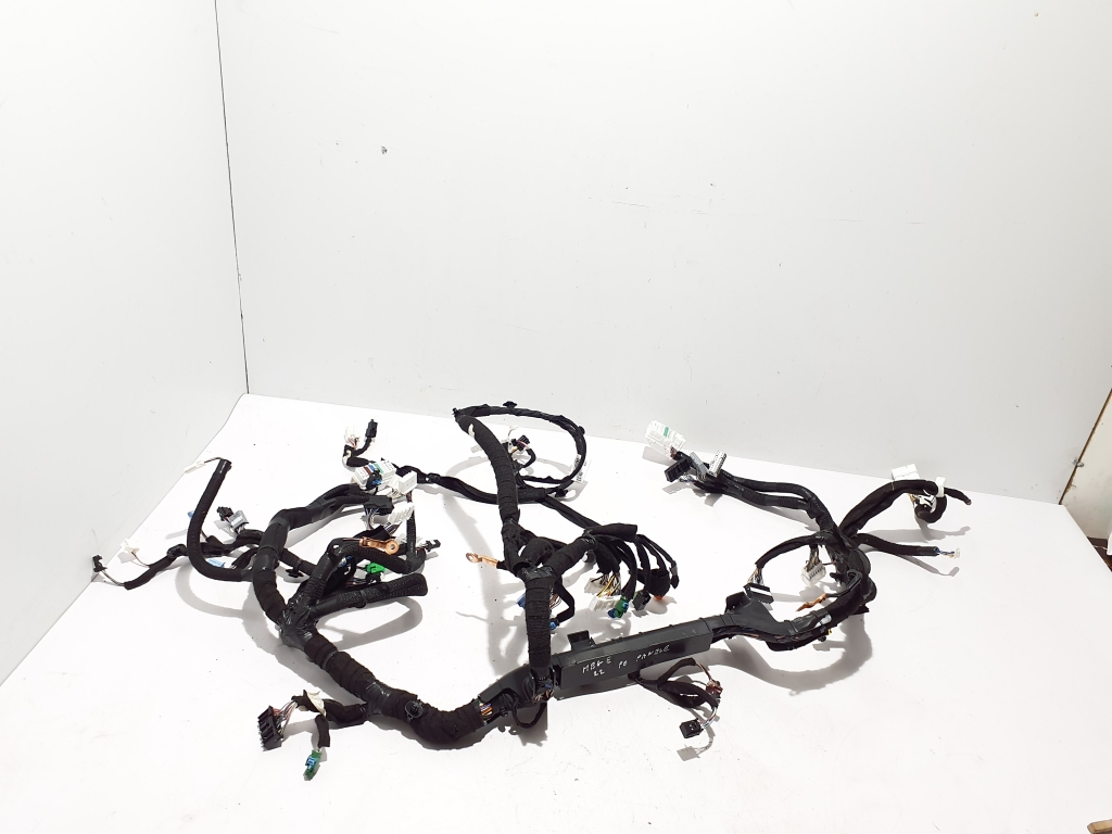 RENAULT Megane E-Tech CMF-EV (2022–2026) Dashboard wiring harness 240189100V RENAULT Megane E-Tech CMF-EV (2022–2026) Dashboard wiring harness 240189100V