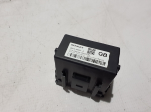 RENAULT Megane E-Tech CMF-EV (2022–2026) Control unit 285T34688R - 2