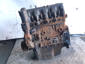 Mercedes Benz 100 631 (1981–1996) Motor 616963 - 3