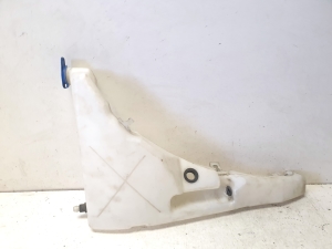 AUDI A8 D4 (2010–2017) Front washer fluid reservoir 4H0955451B - 3