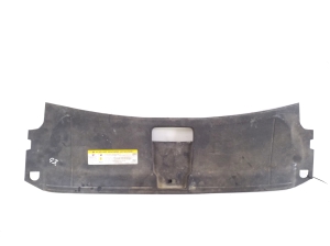 Verkleidung unter der Motorhaube - 8U0807081C