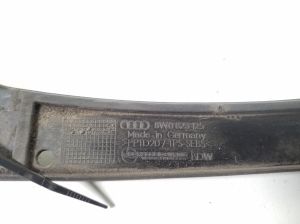 Autre pièce de capot - 8W0823125