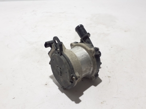RENAULT Megane E-Tech CMF-EV (2022–2026) Zusatzwasserpumpe 215815MP1A - 2