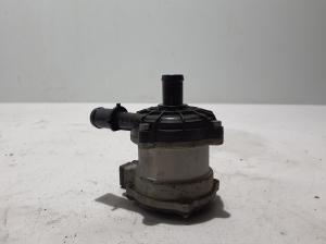 RENAULT Megane E-Tech CMF-EV (2022–2026) Auxiliary water pump 215815MP0A - 3