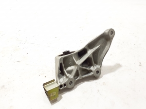 RENAULT Megane E-Tech CMF-EV (2022–2026) Support moteur 112105MZ0A - 2