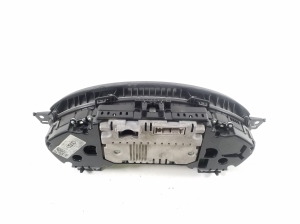 AUDI A4 B9 (2015–2026) Instrument cluster 8W5920771D - 2