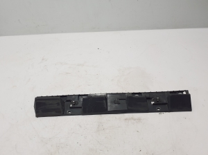 Support de moulure de bas de caisse - 764A98977R