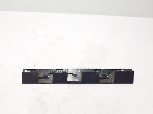 Support de moulure de bas de caisse - 764A81854R