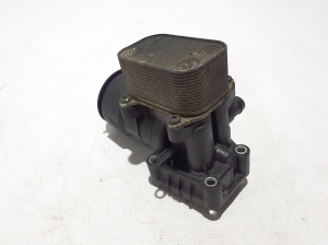 Volkswagen Amarok I (2010–2022) Ölfiltergehäuse 03L115389C - 3
