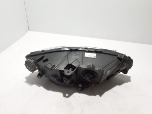 VOLVO S90 (2016–2026) Esituli 32342464 - 8