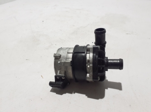 AUDI A7 (2018–2026) Auxiliary water pump 8K0965567D - 2