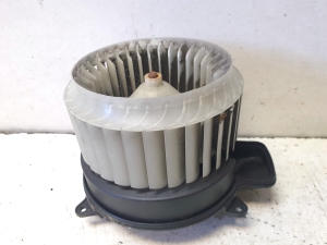 AUDI A8 D4 (2010–2017) Salongi puhuri mootor 4H1820021B - 6