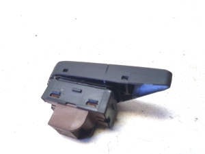 Door lock/unlock switch - 4H0962107B