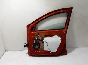 Dacia Duster (2017–2024) Front door 801002450R - 2