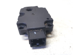 AUDI A8 D4 (2010–2017) Stellmotor Heizungsklappe CZ1139300856 - 2