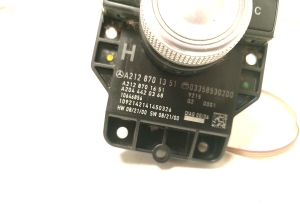 Mercedes Benz E-Class W212 (2009–2015) Display switch A2128701351 - 3