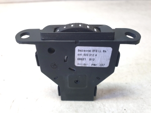 AUDI A8 D4 (2010–2017) Other dashboard part 4H1820912A - 3