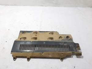 Dacia Duster (2017–2024) Underbody shield 748146335R - 2