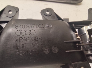 AUDI A4 B8 (2007–2016) Front door inner handle 8K0837020 - 2